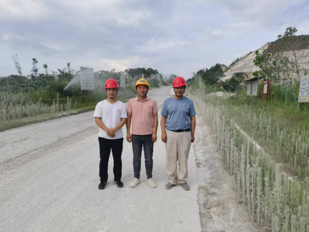 1689042774942669.jpg 1689042777230.jpg